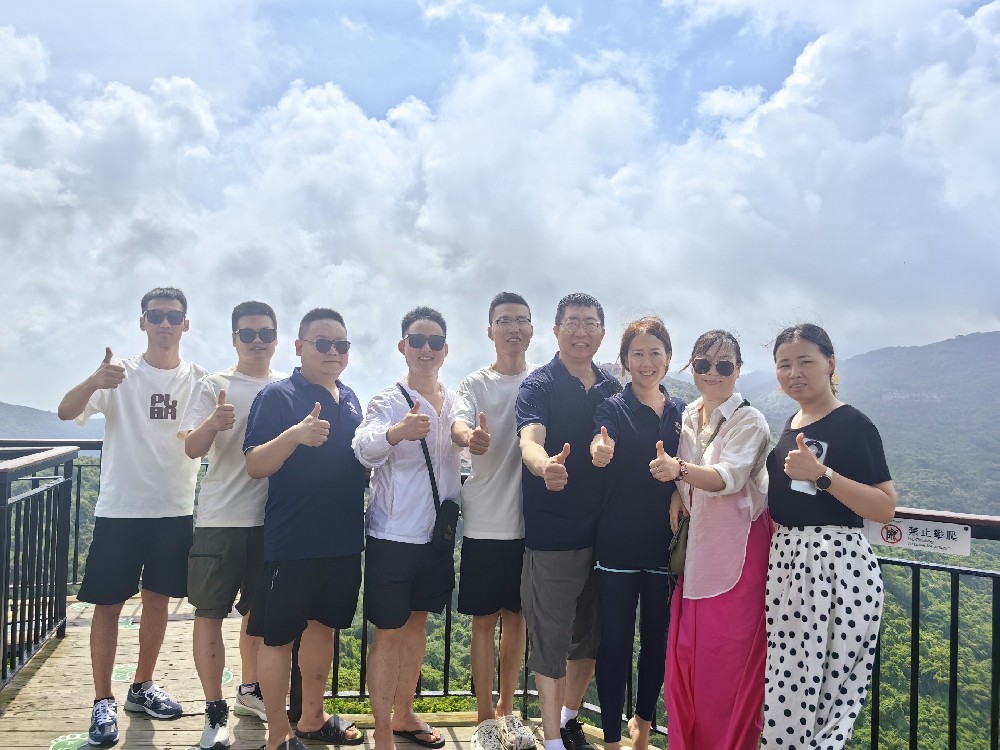 普安28周年慶優(yōu)秀員工旅游，相約三亞！